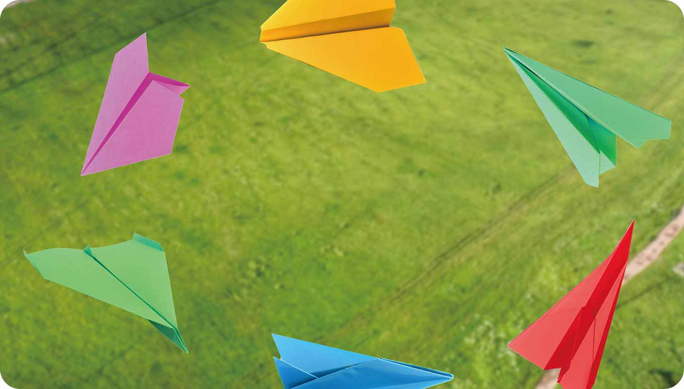 3・めちゃくちゃ飛ぶ紙飛行機を考えよう[写真]